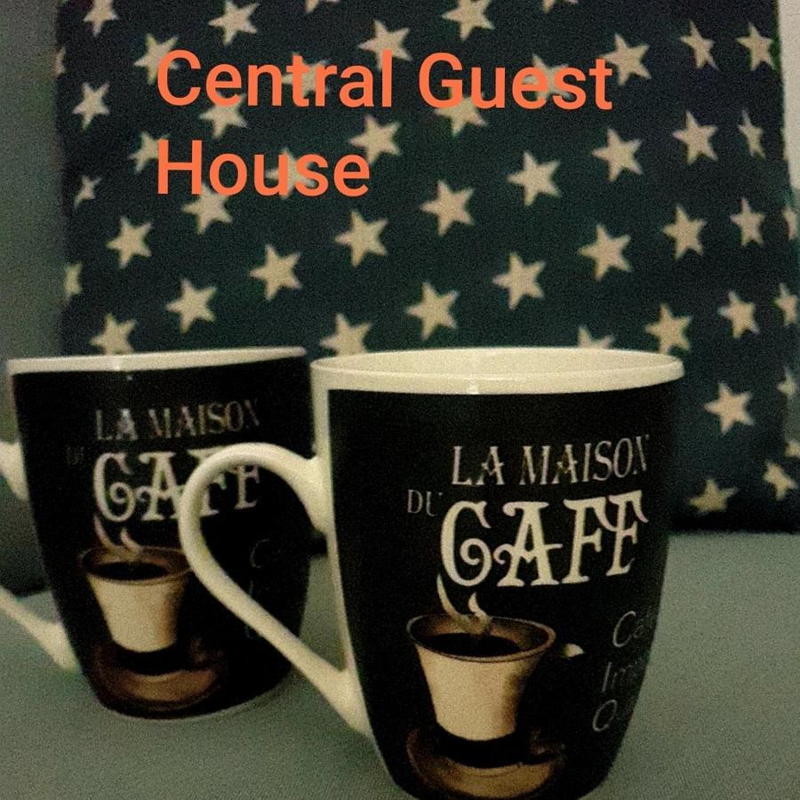 נאפולי Central Guest House מראה חיצוני תמונה