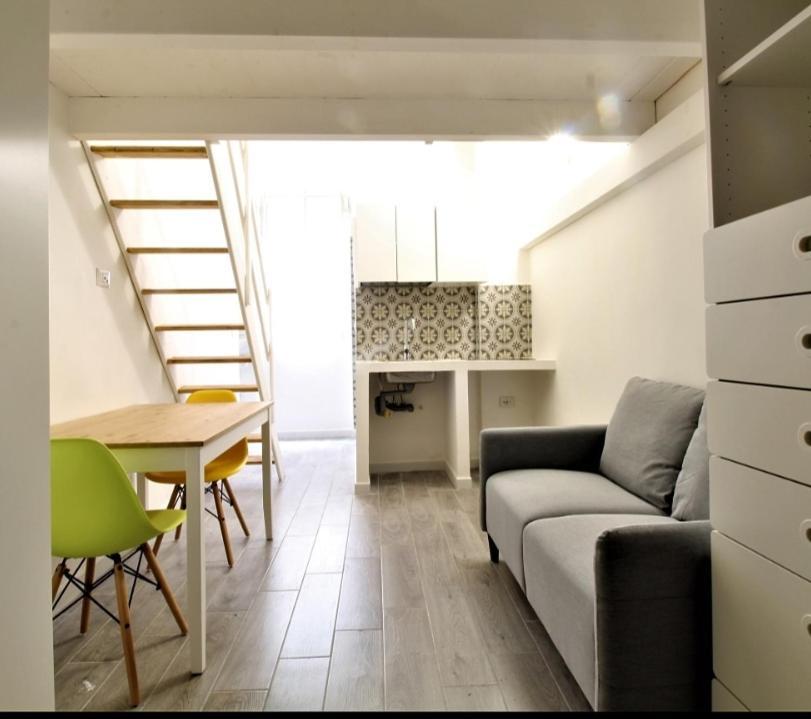 נאפולי Central Guest House מראה חיצוני תמונה