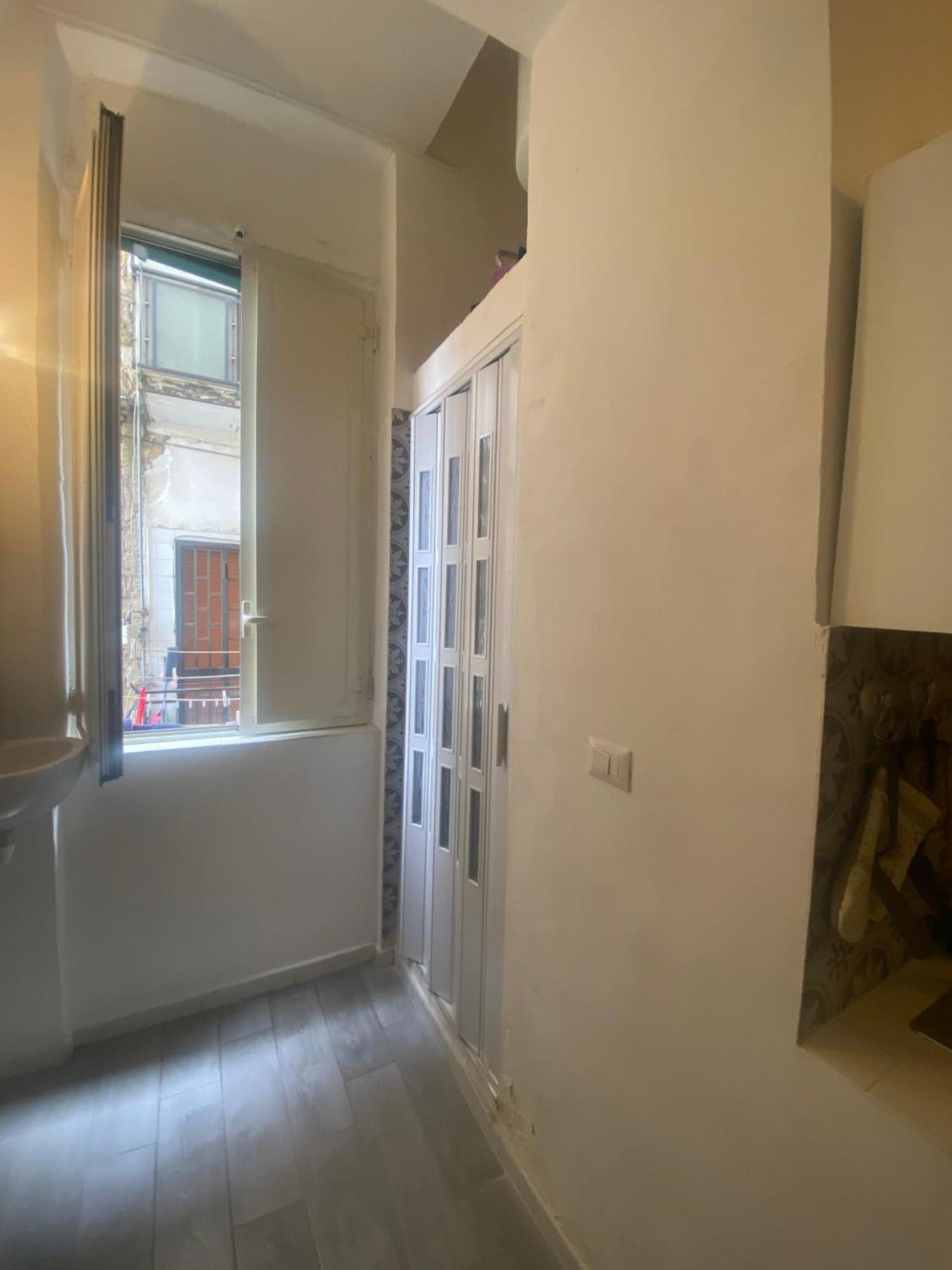 נאפולי Central Guest House מראה חיצוני תמונה