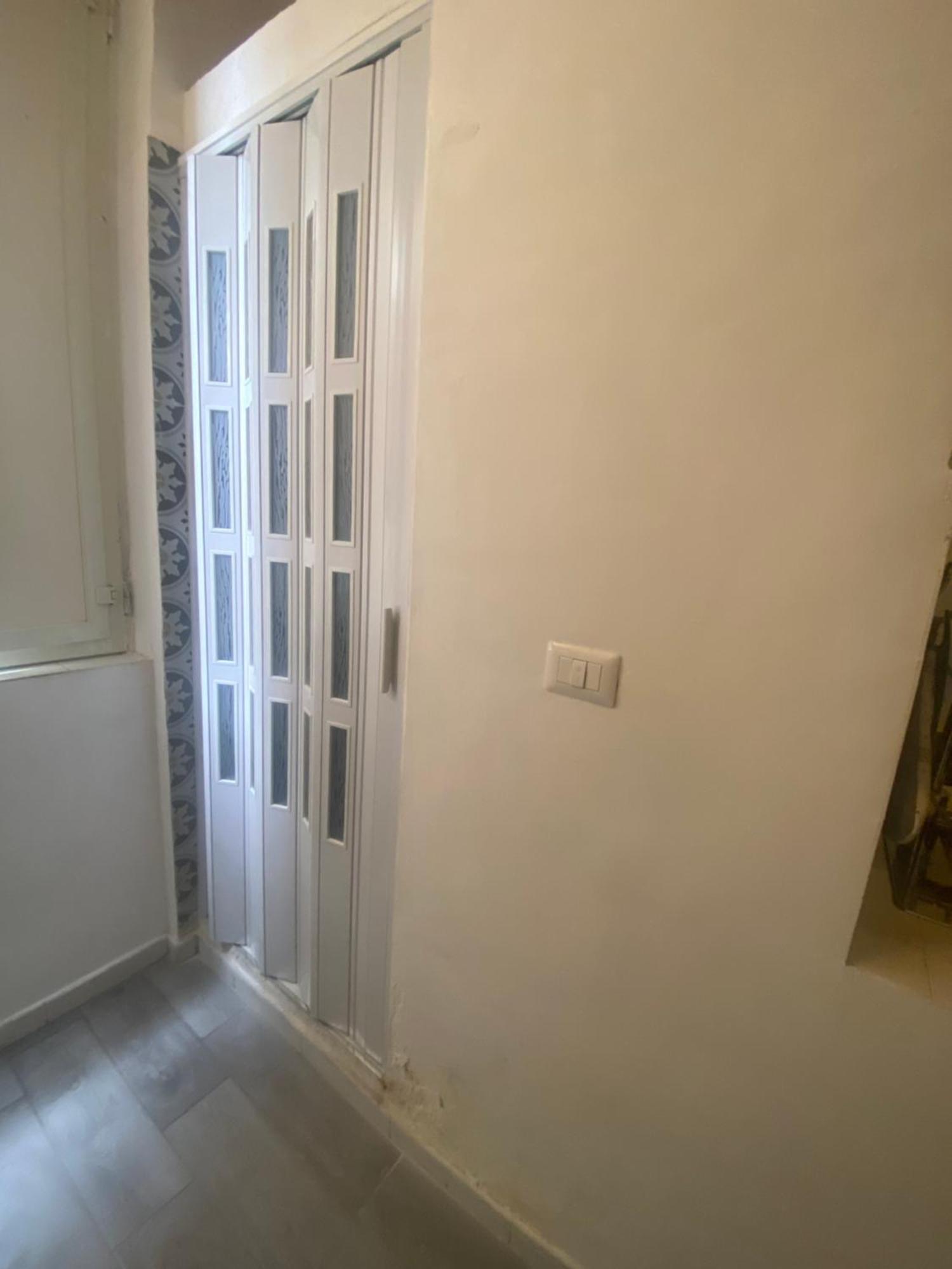 נאפולי Central Guest House מראה חיצוני תמונה