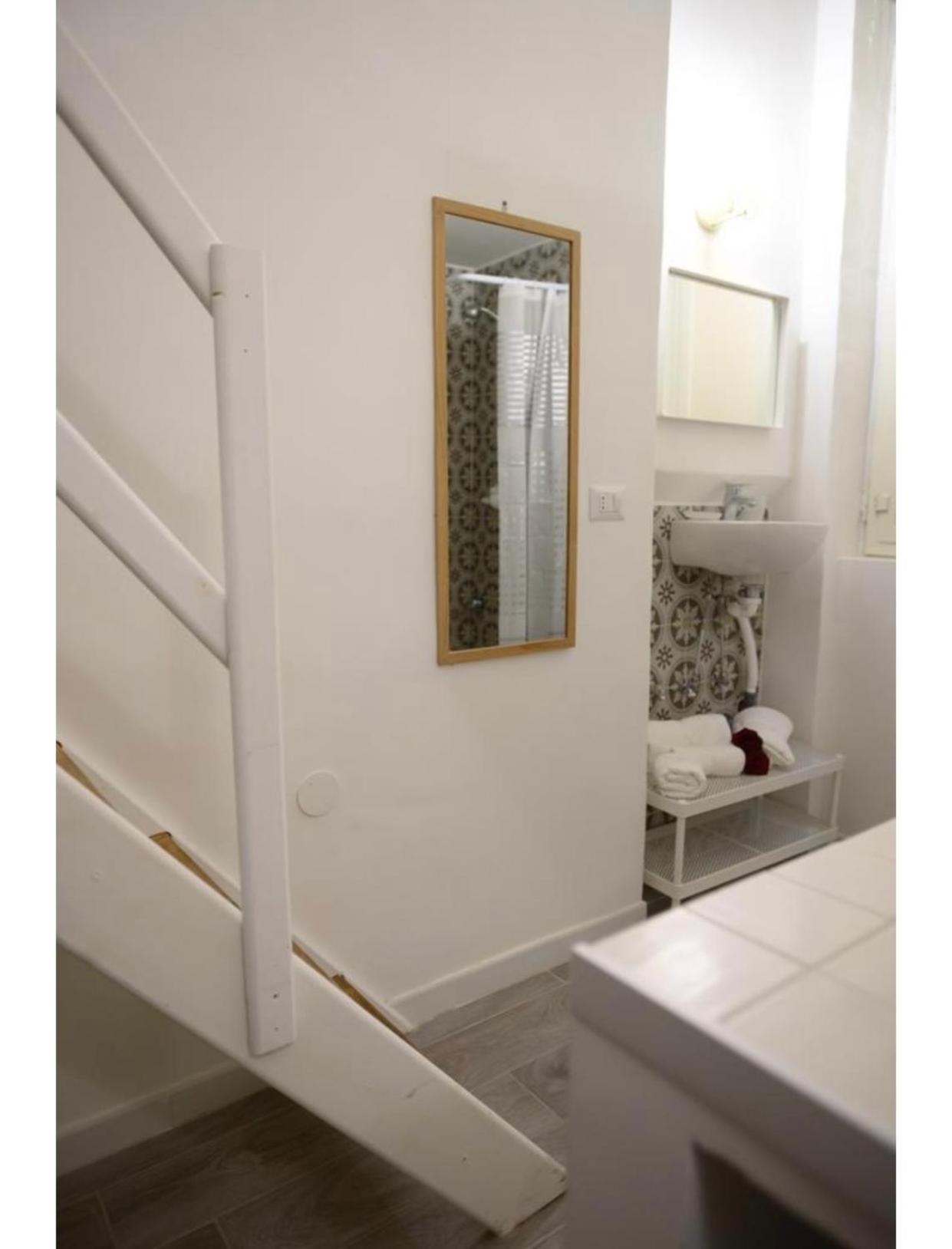 נאפולי Central Guest House מראה חיצוני תמונה